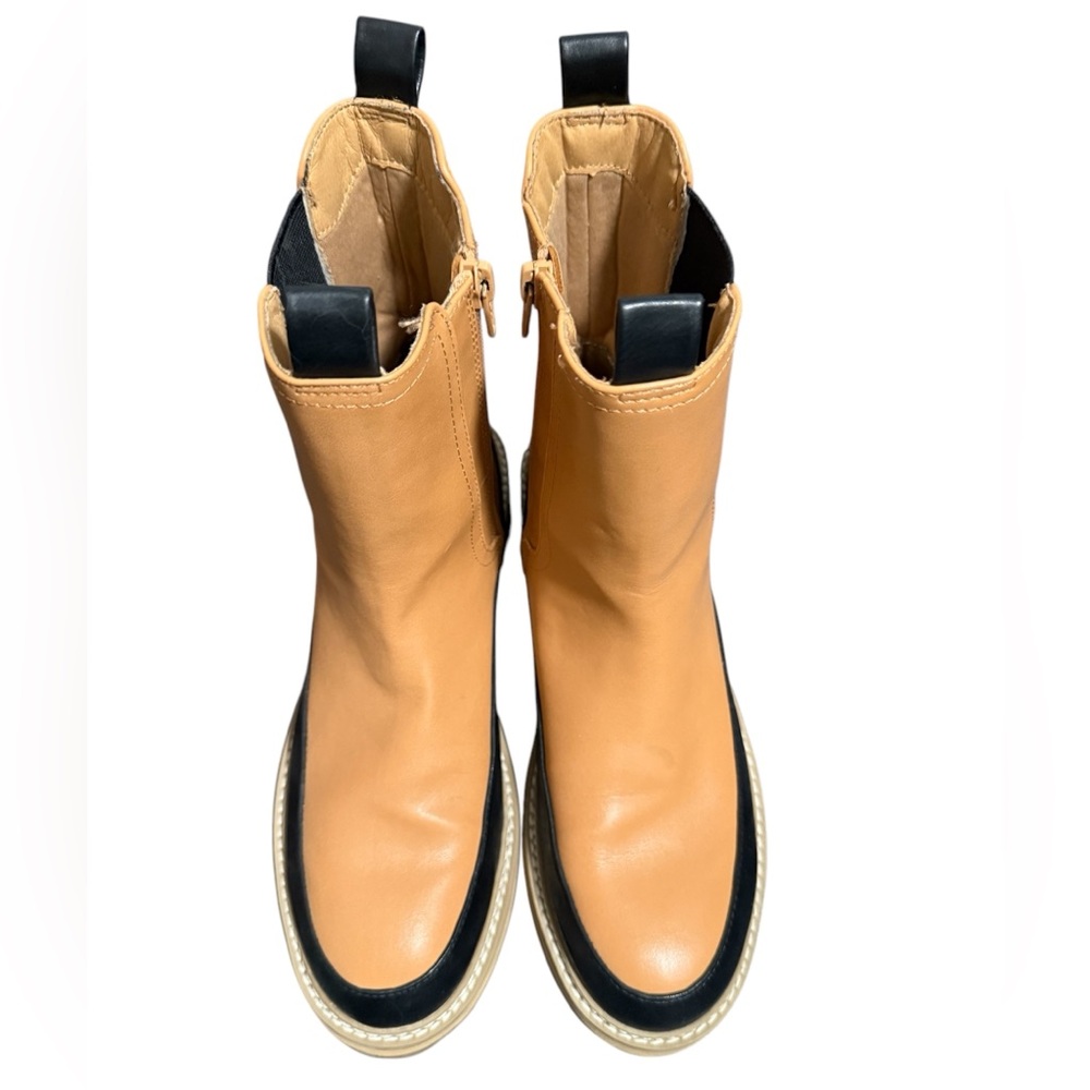 Universal Threads Cambria Chelsea boot